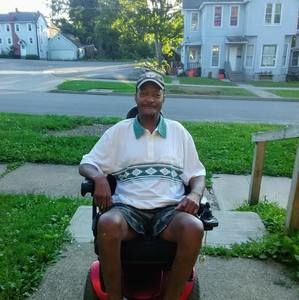 Meet your Posher, Efram